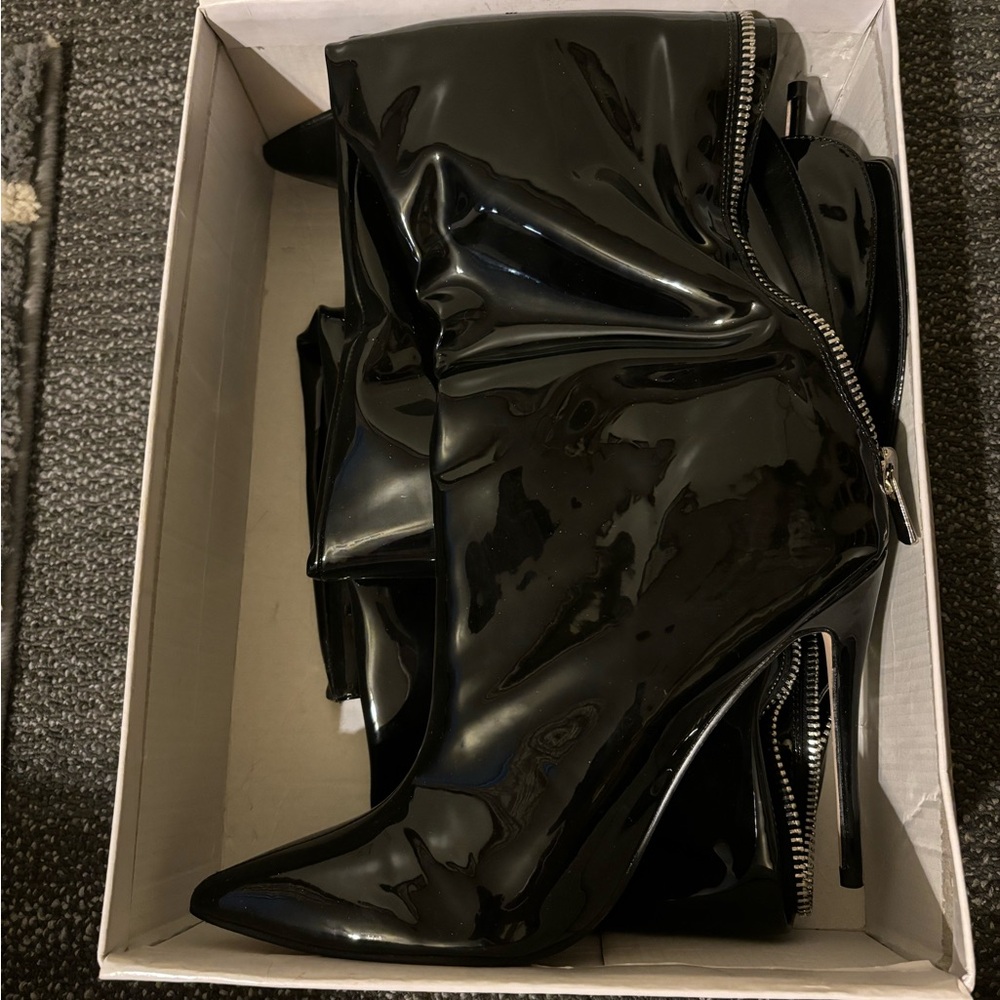 Over knee high heel latex boots zip up brand new size 10